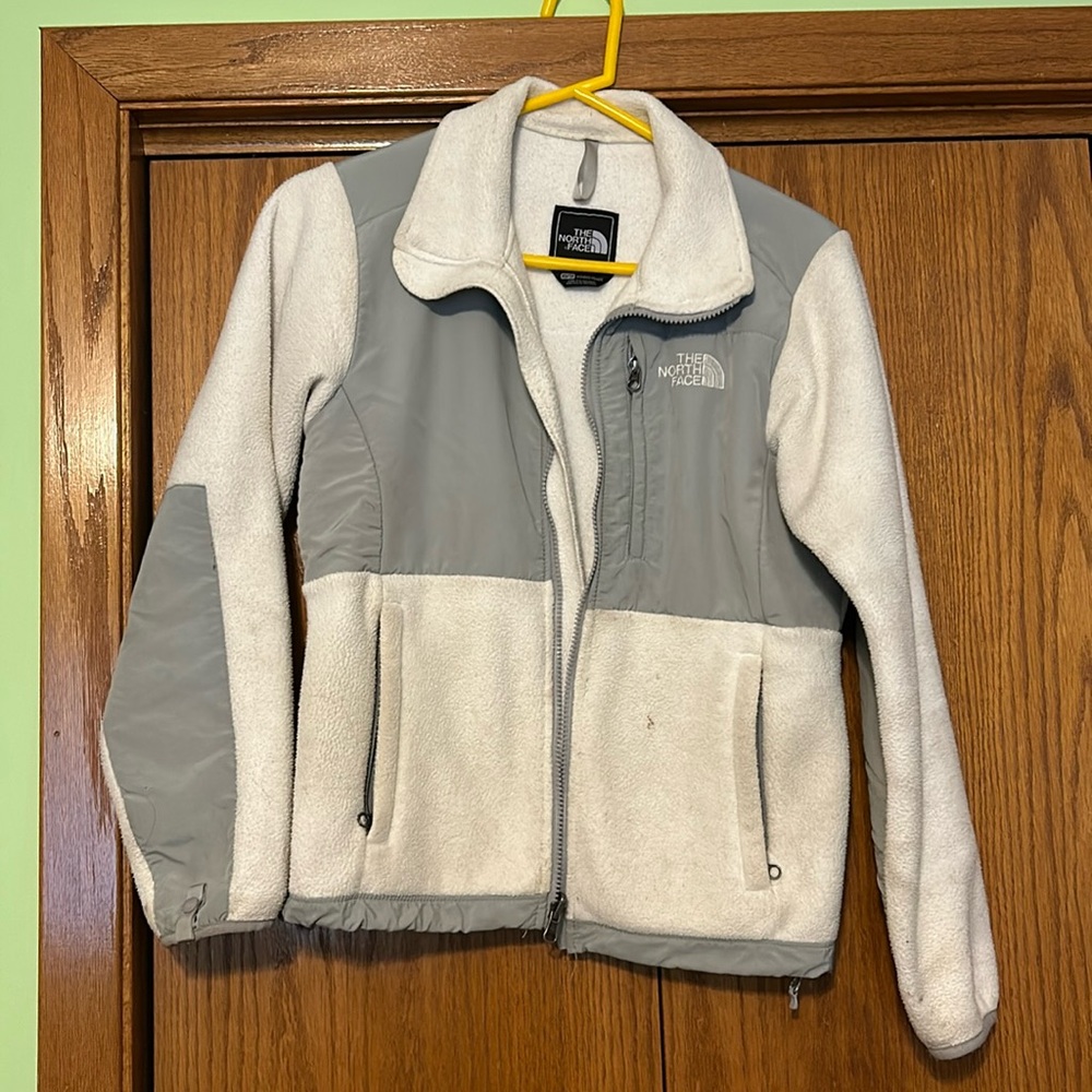 Kids Northface jacket off white with gray. Size XS